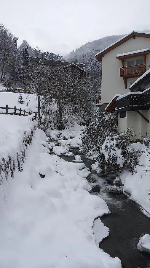 Apartment Ski 3 Vallees A 80M Telecabine De L'Olympe - Appt 50M2, 3Etoiles Brides-les-Bains