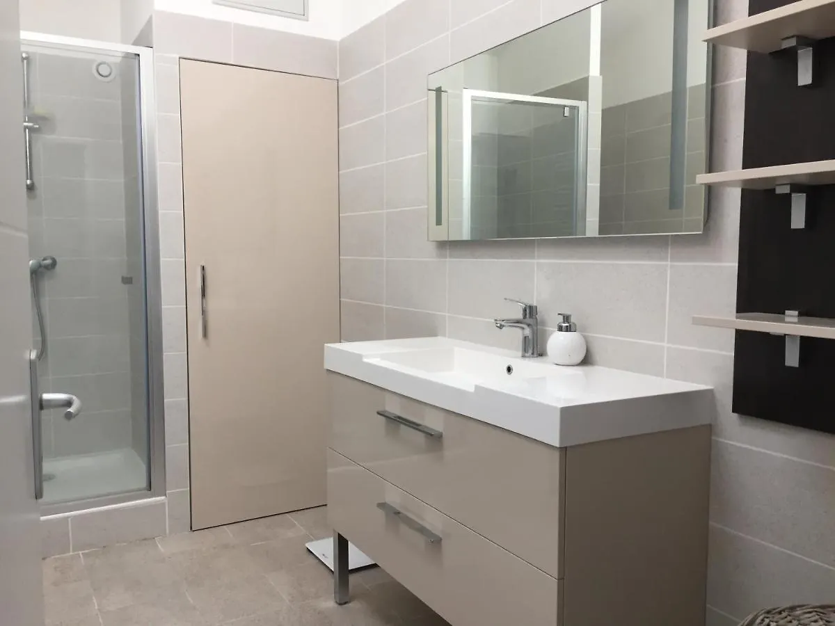 Apartment Ski 3 Vallees A 80M Telecabine De L'Olympe - Appt 50M2, 3Etoiles Brides-les-Bains